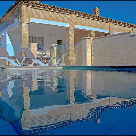 Chalet Penuelas Con Piscina 科尼尔-德拉弗龙特拉 外观 照片