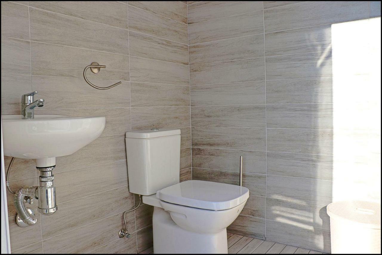Chalet Penuelas Con Piscina 科尼尔-德拉弗龙特拉 外观 照片